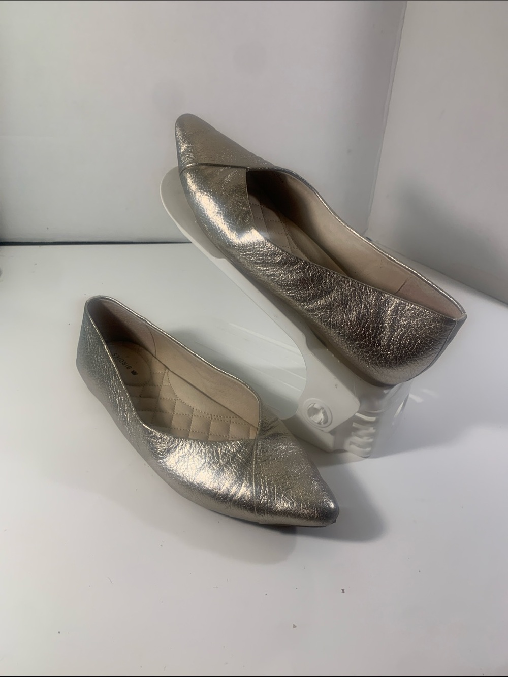Birdies Strhea Metallic Gold Finch Pointed Toe Women's Leather Flats